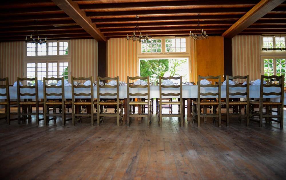 Le Mêle-sur-Sarthe Logis Hotel Restaurant De La Poste מראה חיצוני תמונה