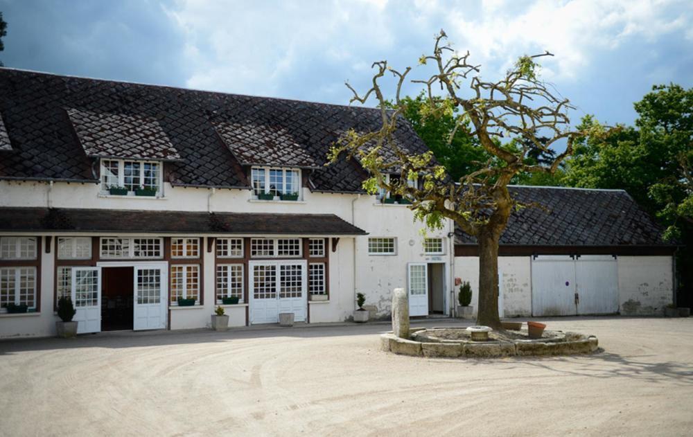 Le Mêle-sur-Sarthe Logis Hotel Restaurant De La Poste מראה חיצוני תמונה