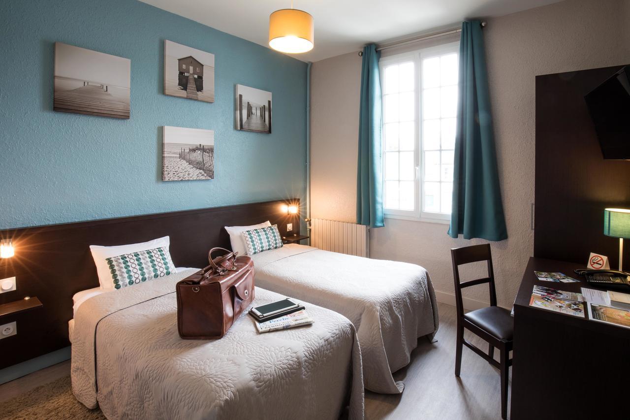 Le Mêle-sur-Sarthe Logis Hotel Restaurant De La Poste מראה חיצוני תמונה