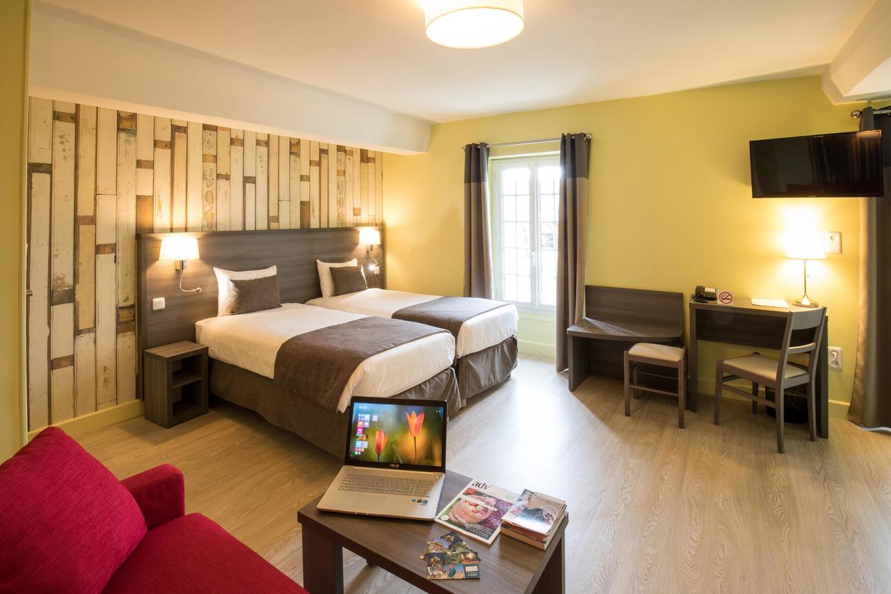 Le Mêle-sur-Sarthe Logis Hotel Restaurant De La Poste מראה חיצוני תמונה