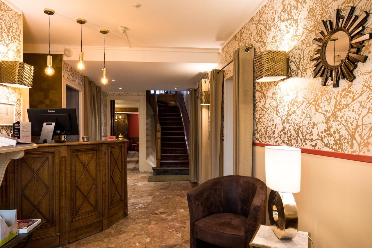 Le Mêle-sur-Sarthe Logis Hotel Restaurant De La Poste מראה חיצוני תמונה